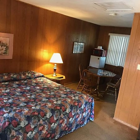 Mcgovern'S Motel And Suites Sun Prairie Exterior foto